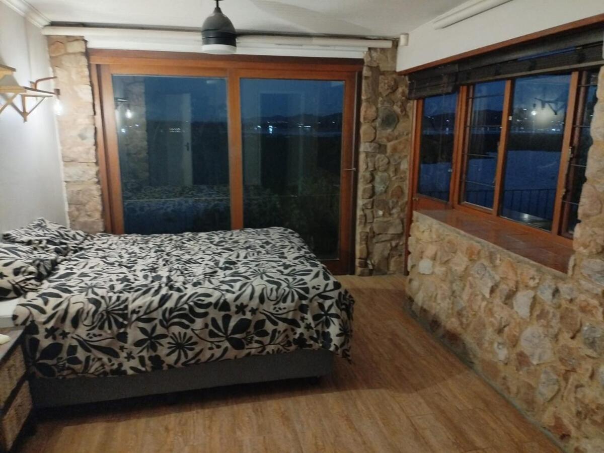 Wakanda On Dam Holiday home Hartbeespoort